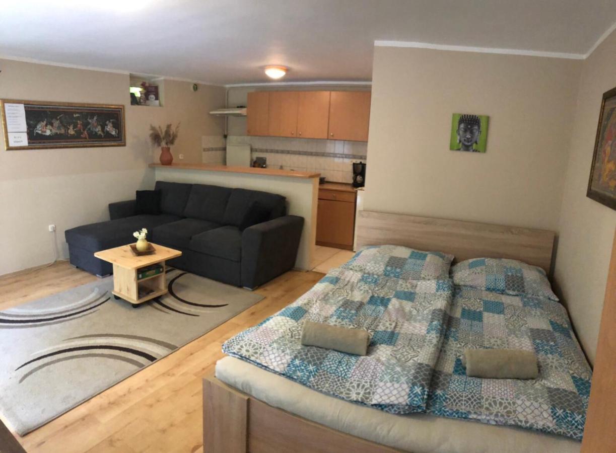 Tulipan Apartman Eger Luaran gambar