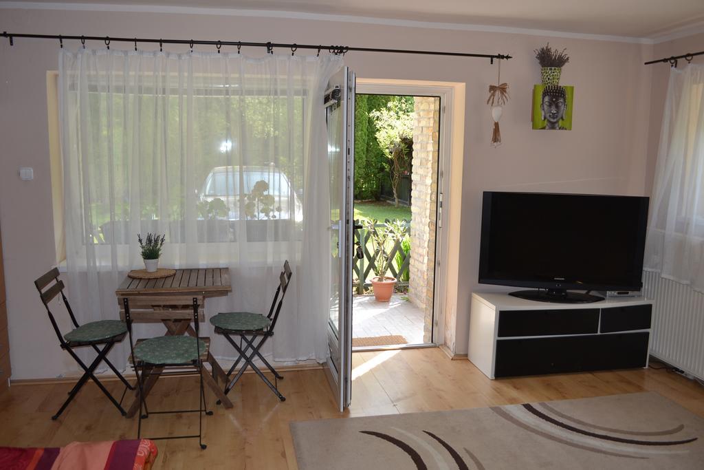 Tulipan Apartman Eger Luaran gambar
