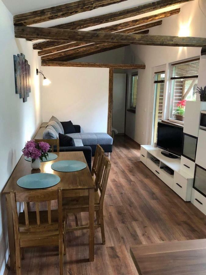 Tulipan Apartman Eger Luaran gambar